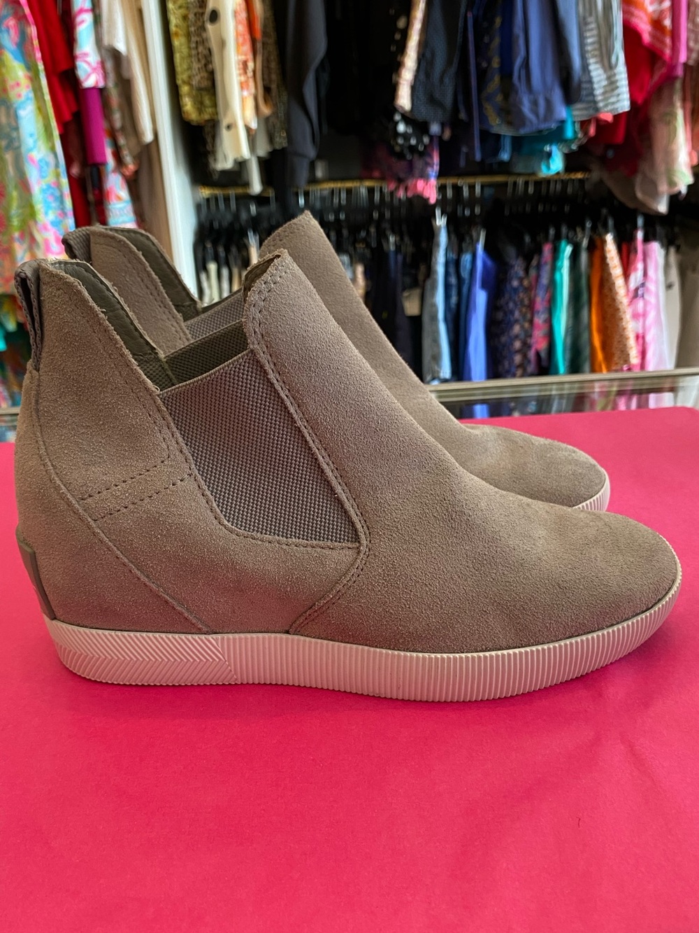 Sorel Gray Suede Booties size 8